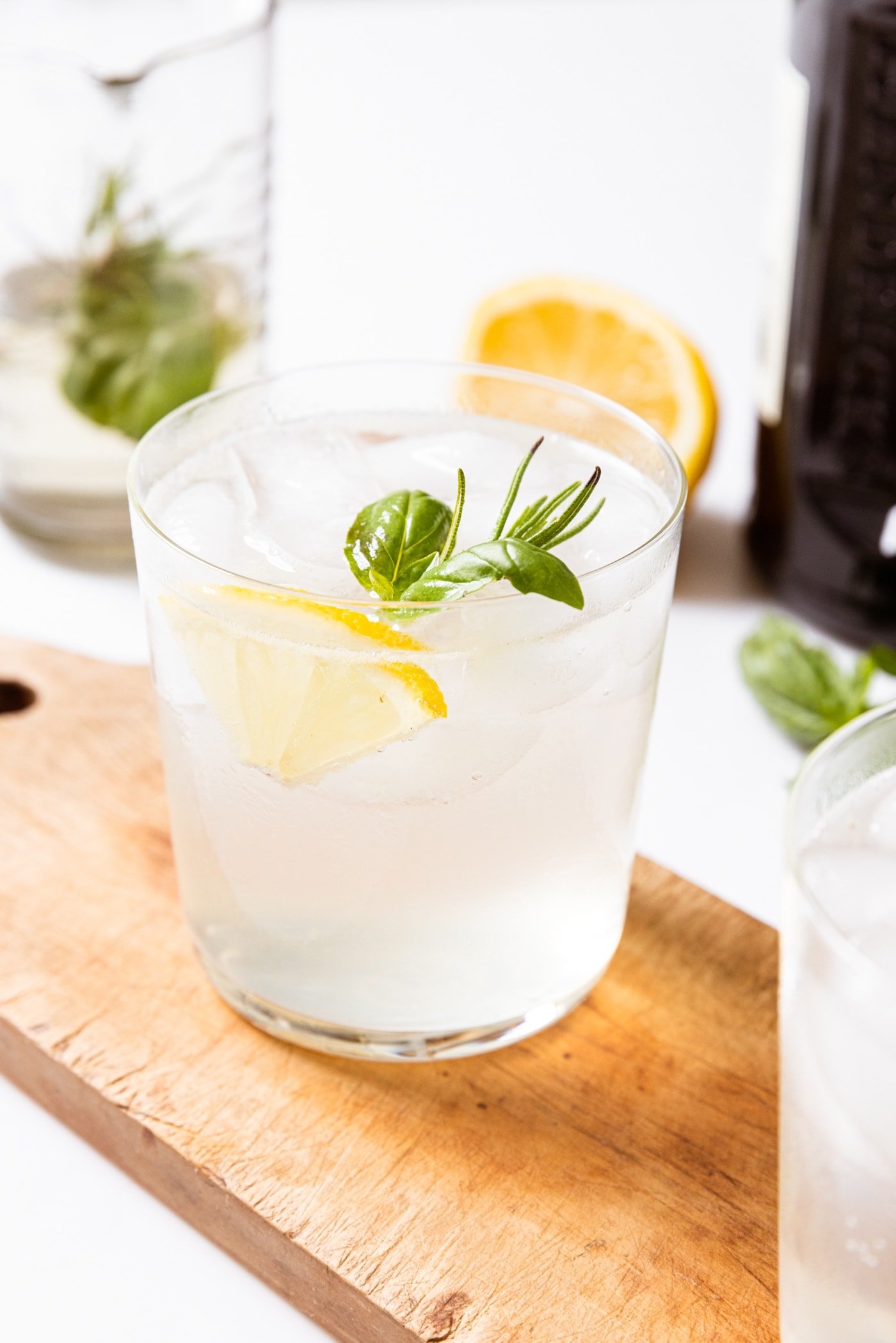Rosemary Basil Gin and Soda Wyse Guide