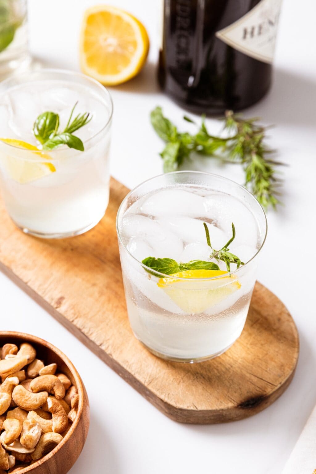 Rosemary Basil Gin and Soda Wyse Guide