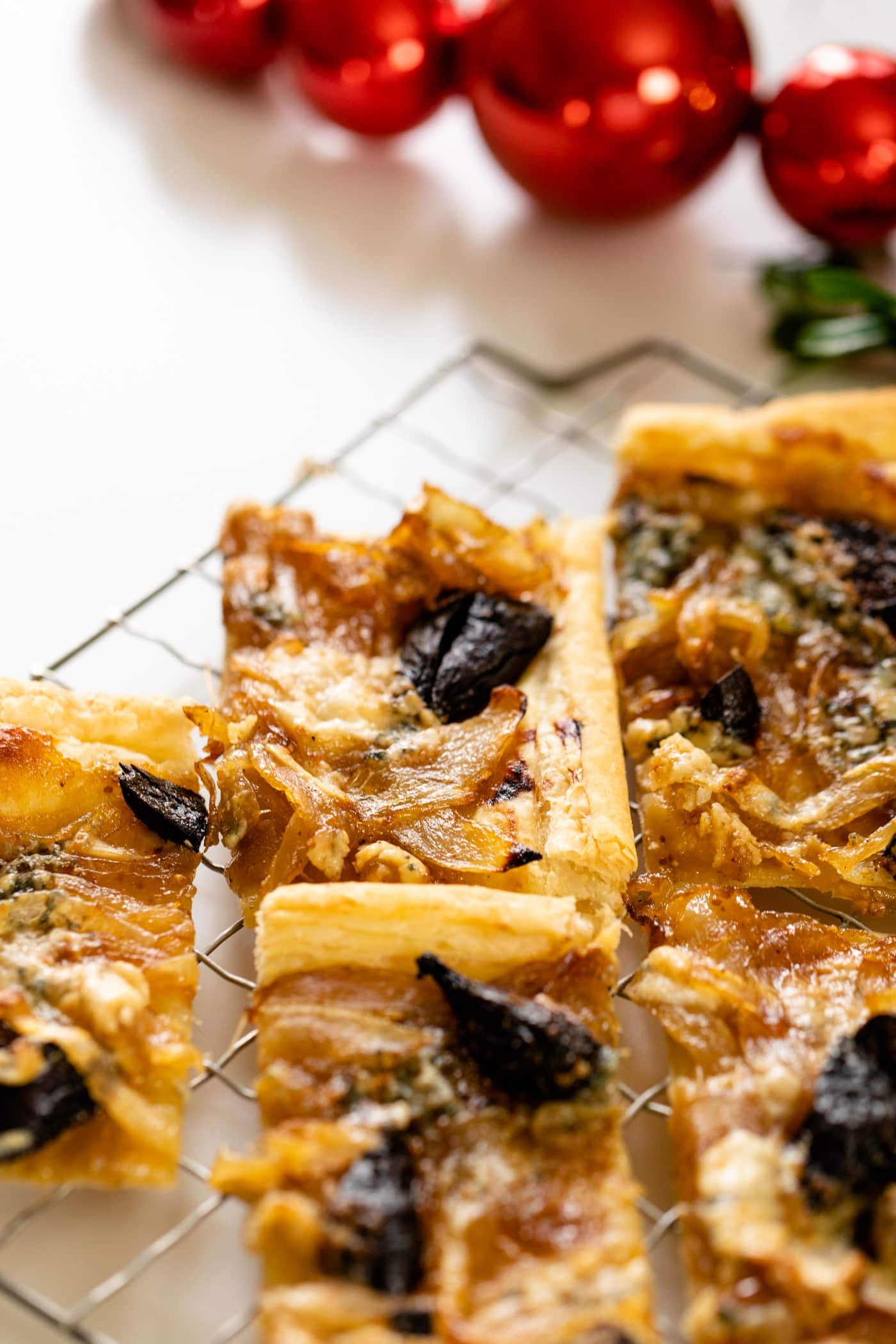 Caramelized Onion Tart with Figs & Blue Cheese Wyse Guide