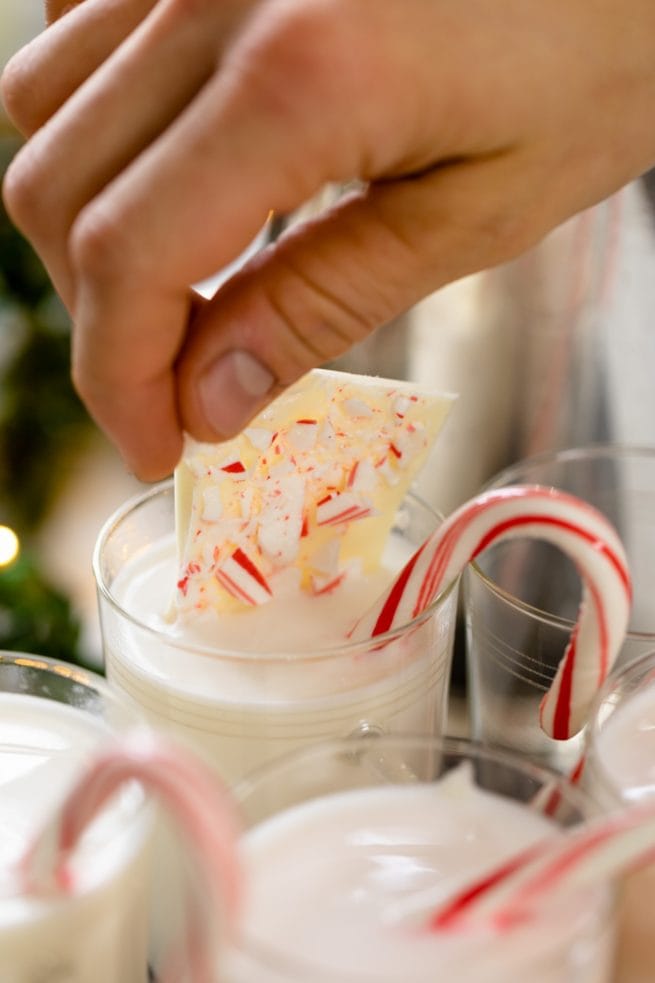 Peppermint White Hot Chocolate Recipe - Wyse Guide