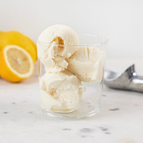 Lemon Thyme Ice Cream - Wyse Guide