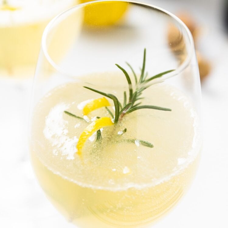 AtHome Shaken Espresso Wyse Guide