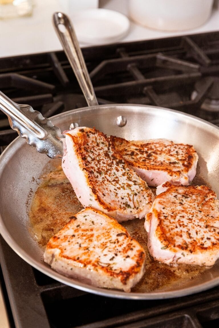 Pork Chops with Quick Applesauce Wyse Guide