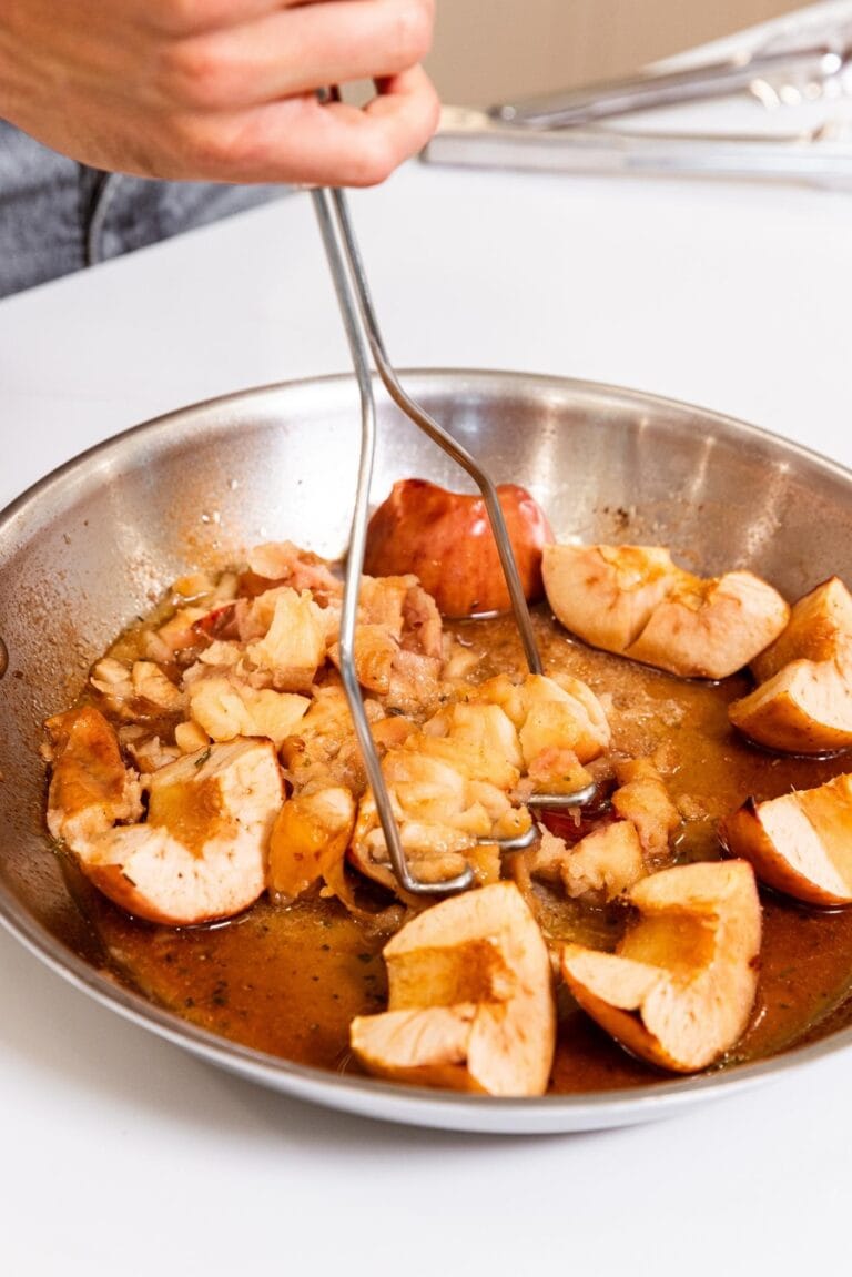 Pork Chops with Quick Applesauce Wyse Guide