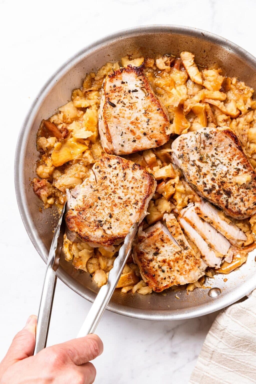 Pork Chops with Quick Applesauce Wyse Guide