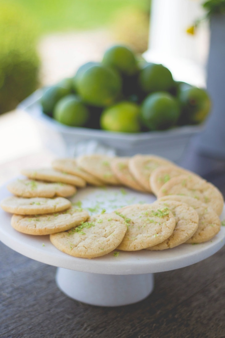 Cookies rest overlapped on a circular platter.