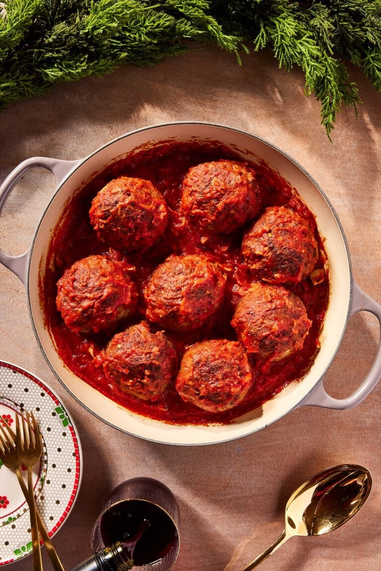 Festive Holiday Meatballs - Wyse Guide