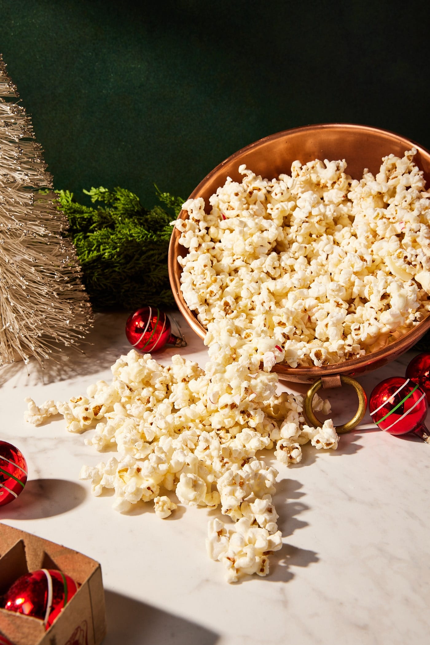 peppermint and white chocolate popcorn