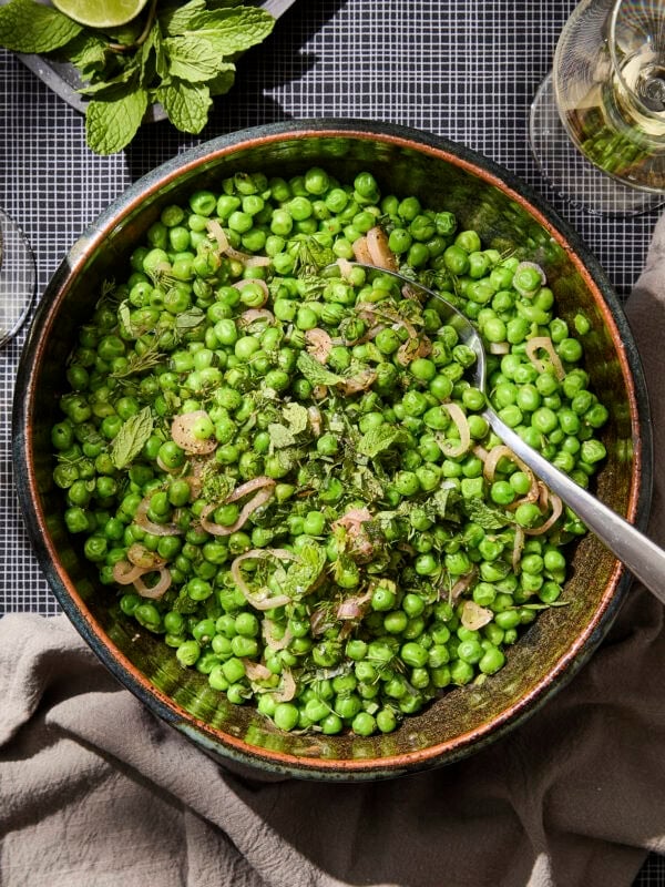 Lemon herbs peas side dish for Easter.