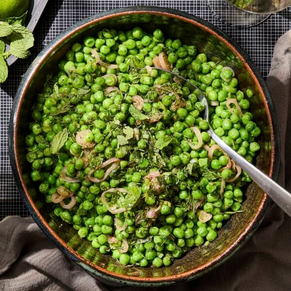 Fresh lemon and herb peas side dish.