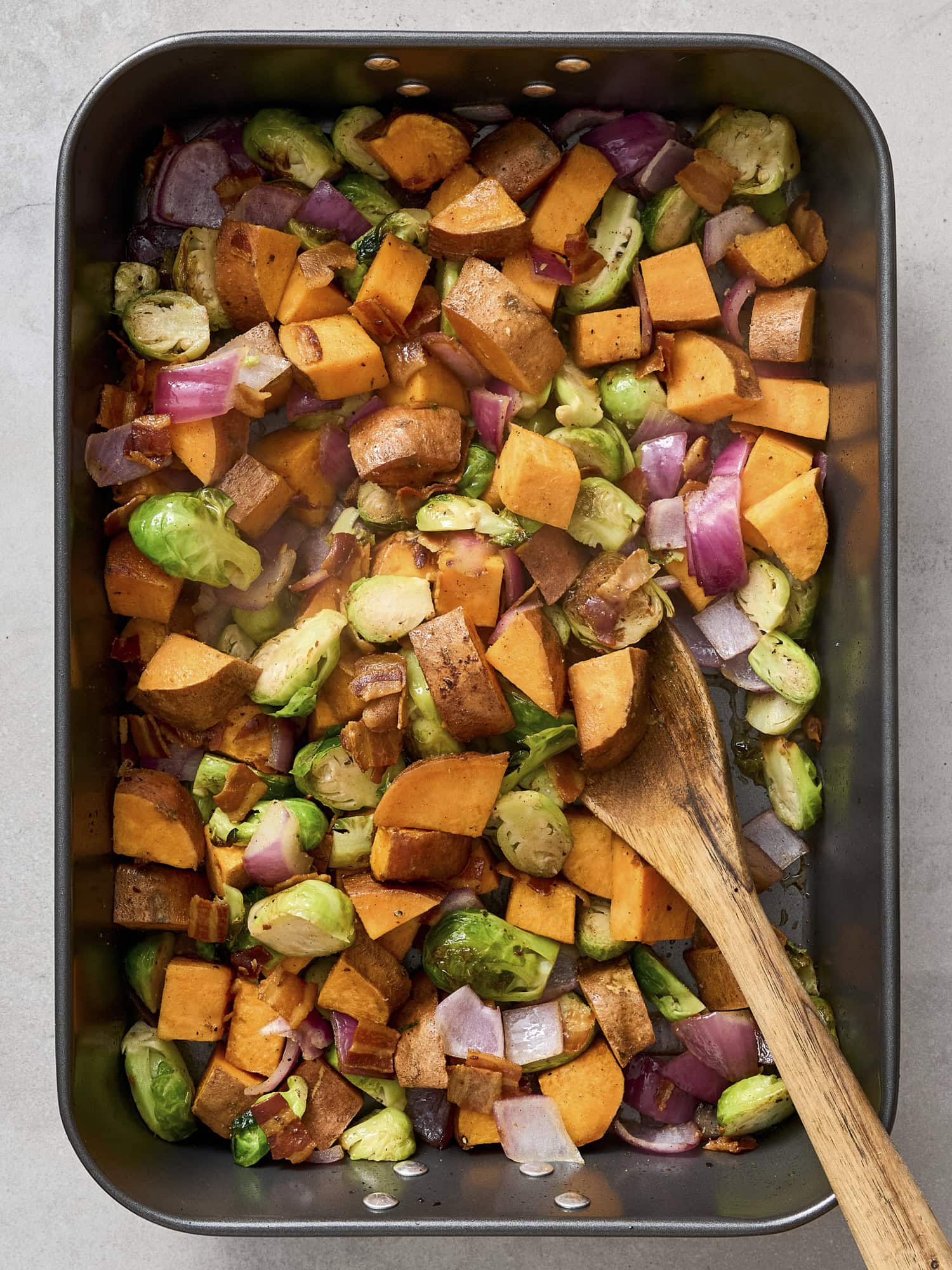 Vegetables after roasting in a pan.